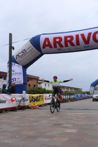 MEDIOFONDO POGGI DI MAREMMA – MARETTI VINCE PER DISTACCO. GORINI VOLA FRA LE DONNE